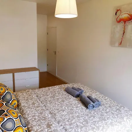 Apartamento In Entrecampos Lisboa