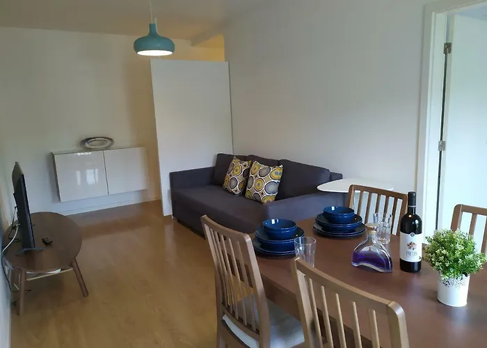 Lisbon Apartment -Free Parking 아파트