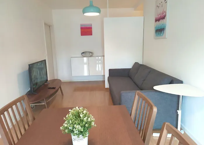 Lisbon Apartment -Free Parking 아파트