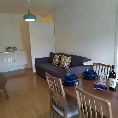 -free Parking Apartament